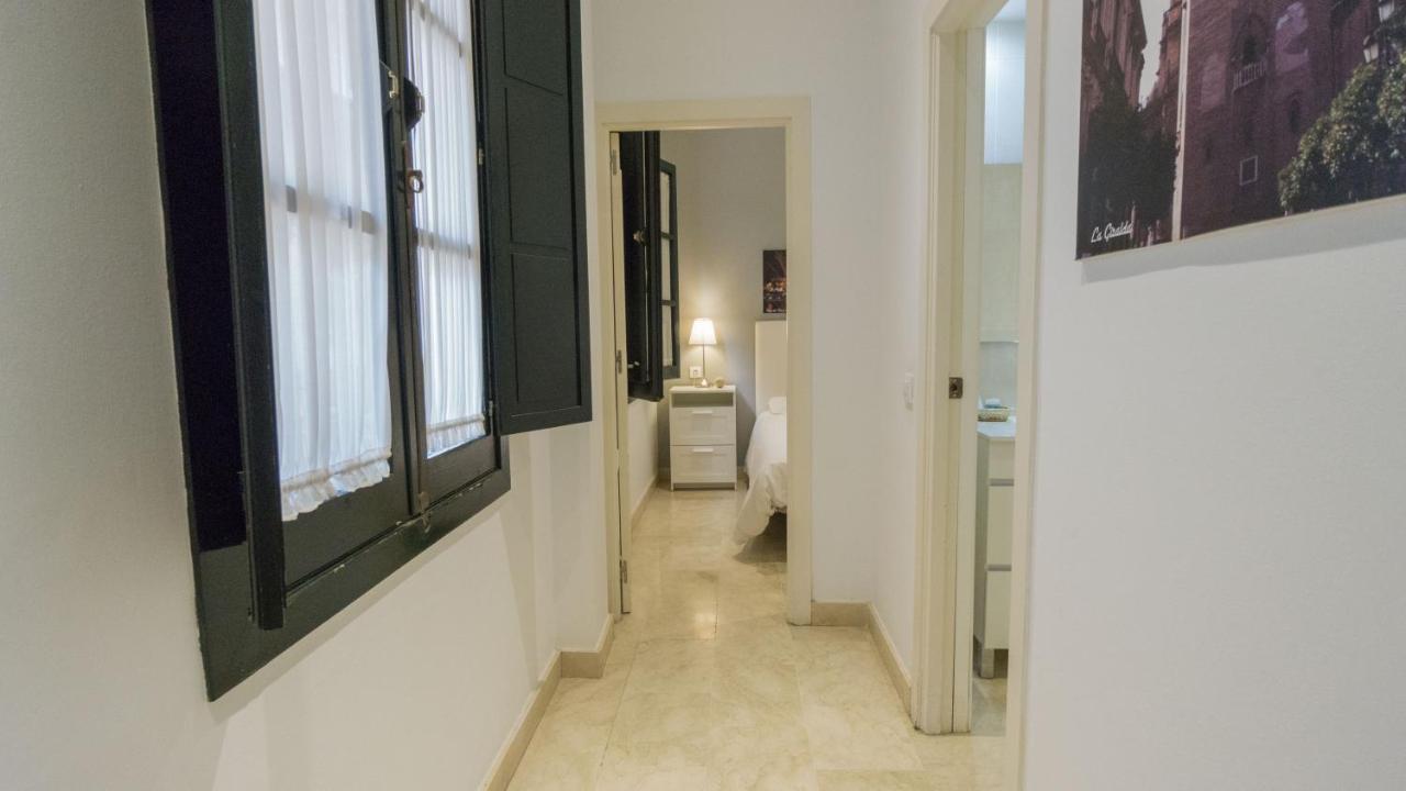 Rentalsevilla Durmiendo En La Alameda Luaran gambar